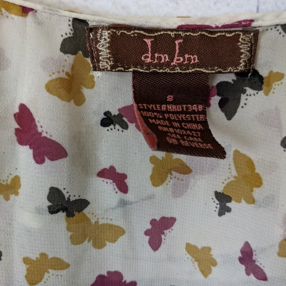 Cute Spring top! - Picture 4 of 4